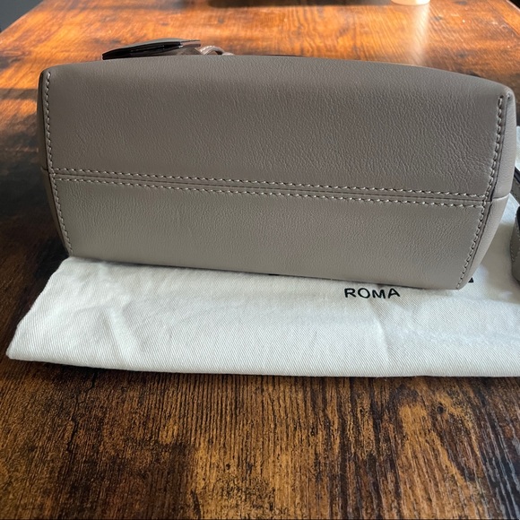 Fendi By the Way mini bag in Dove Gray - Picture 4 of 9